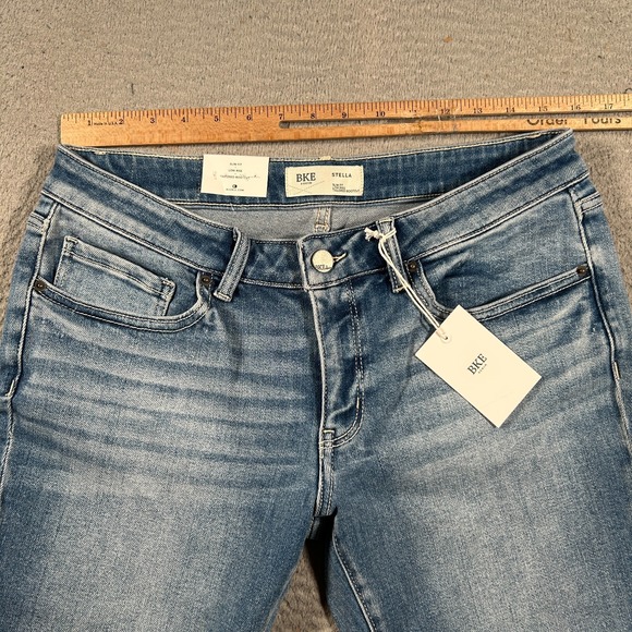BKE Stella Jeans Womens 31S 31x30 Medium Wash Bootcut‎ Slim Fit Low Rise Stretch - Picture 12 of 15